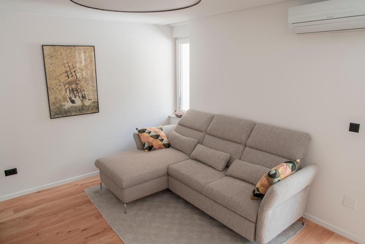 Apartment Vito โอมิช ภายนอก รูปภาพ